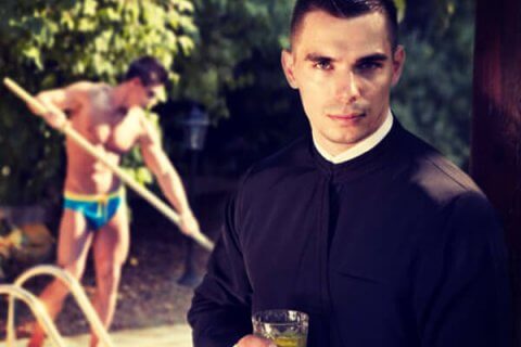 Priest-prete-gay-BS-1-480x320